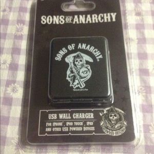 Sons of Anarchy USB wall plug